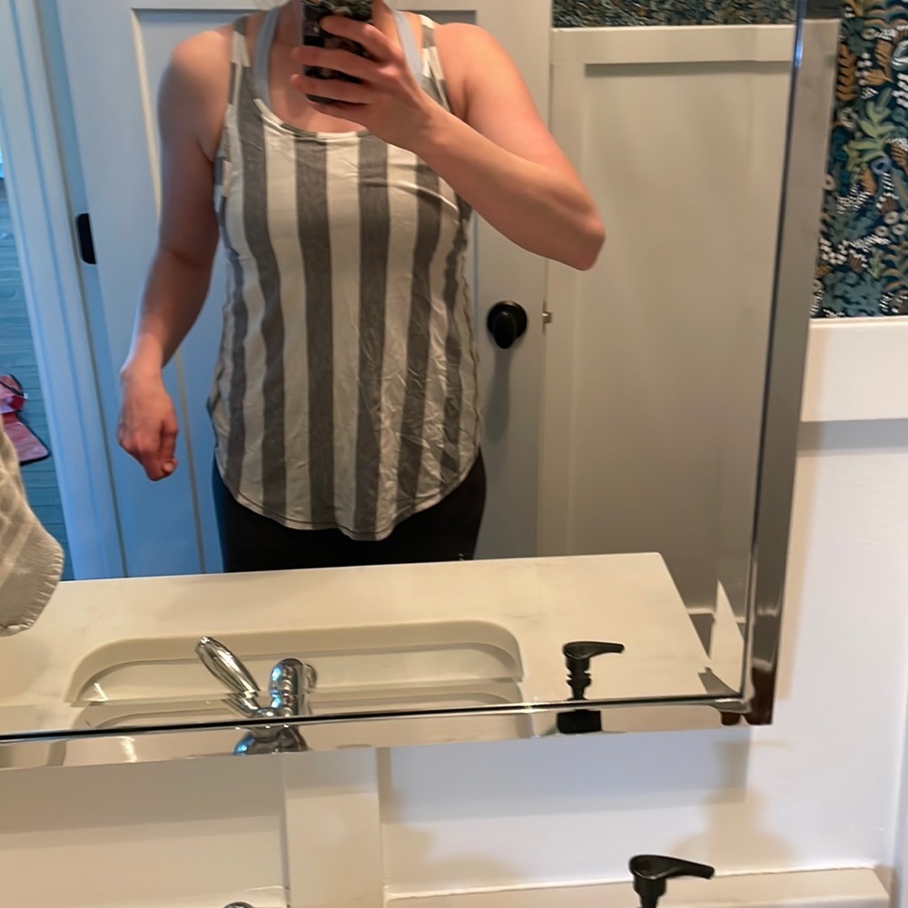 Lulu cross back tank